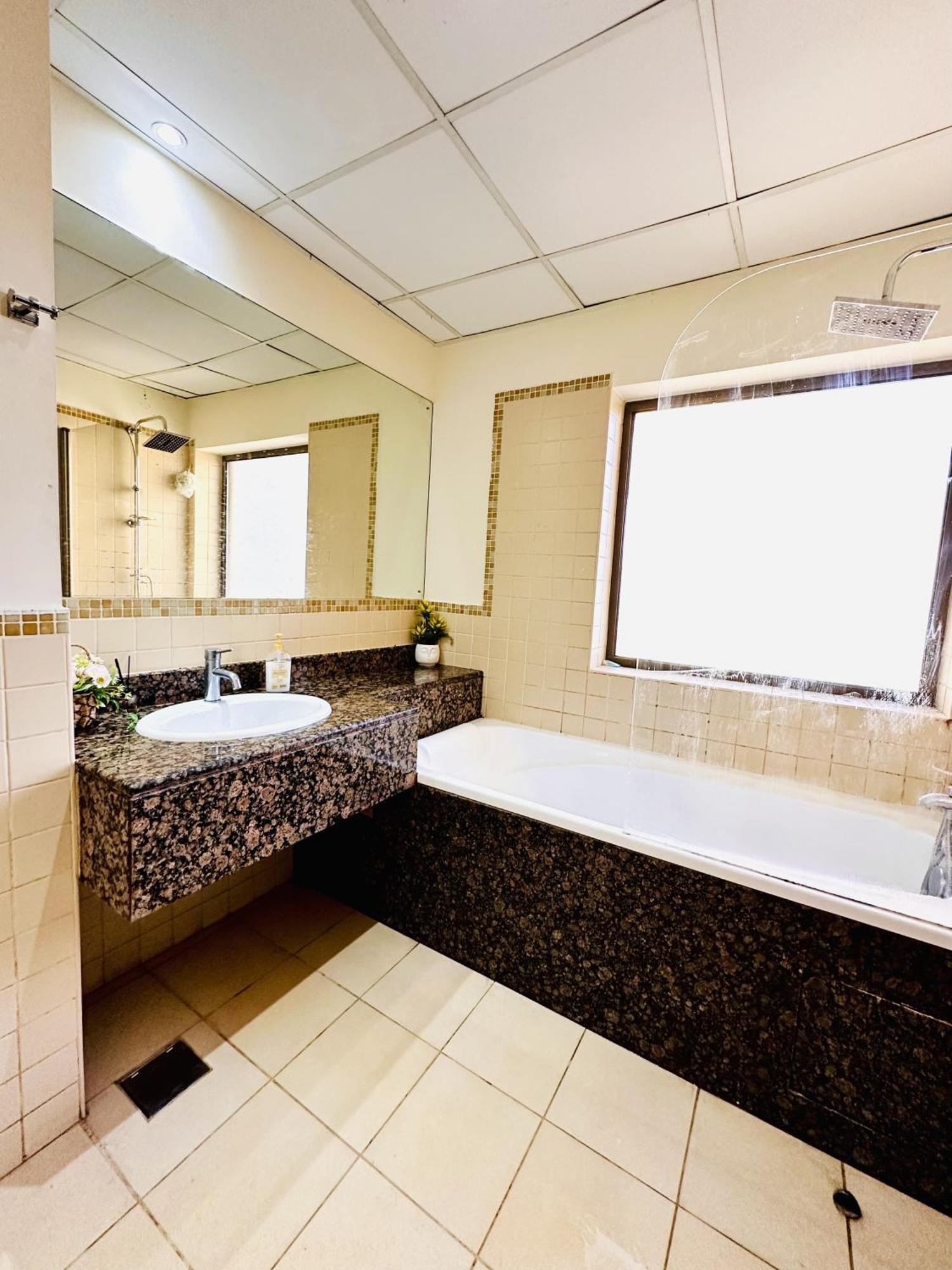 The Aero Hostel Dubai Dış mekan fotoğraf